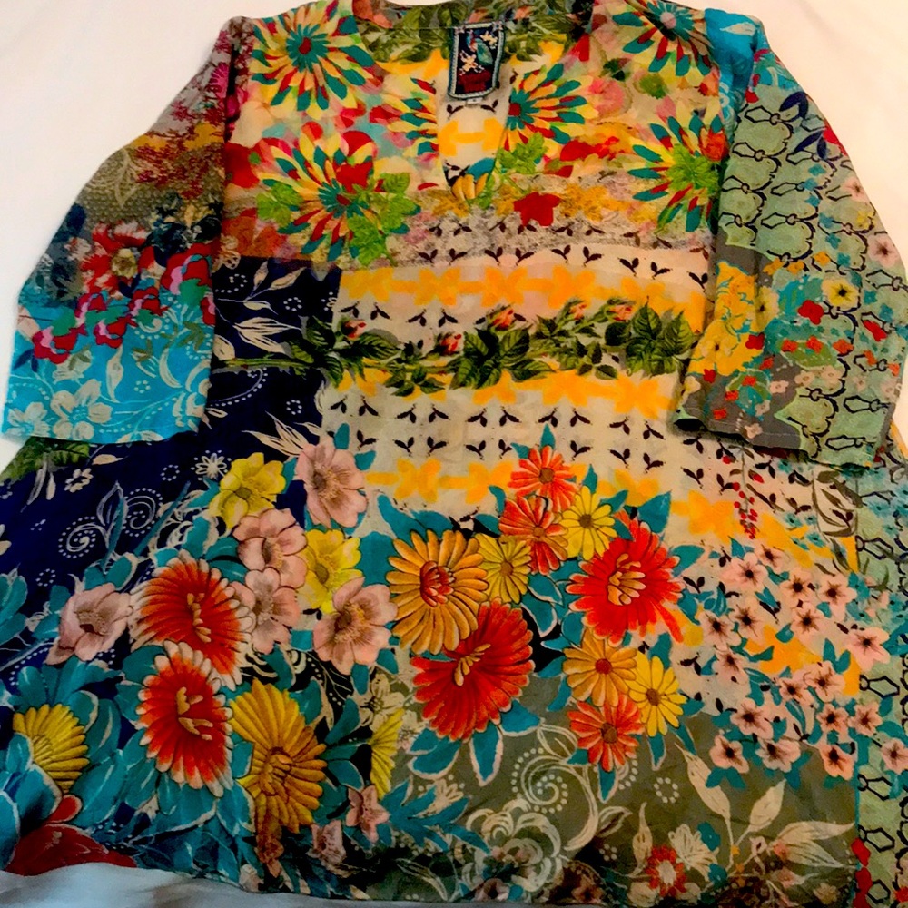 Johnny Was 3/4 sleeve blouse